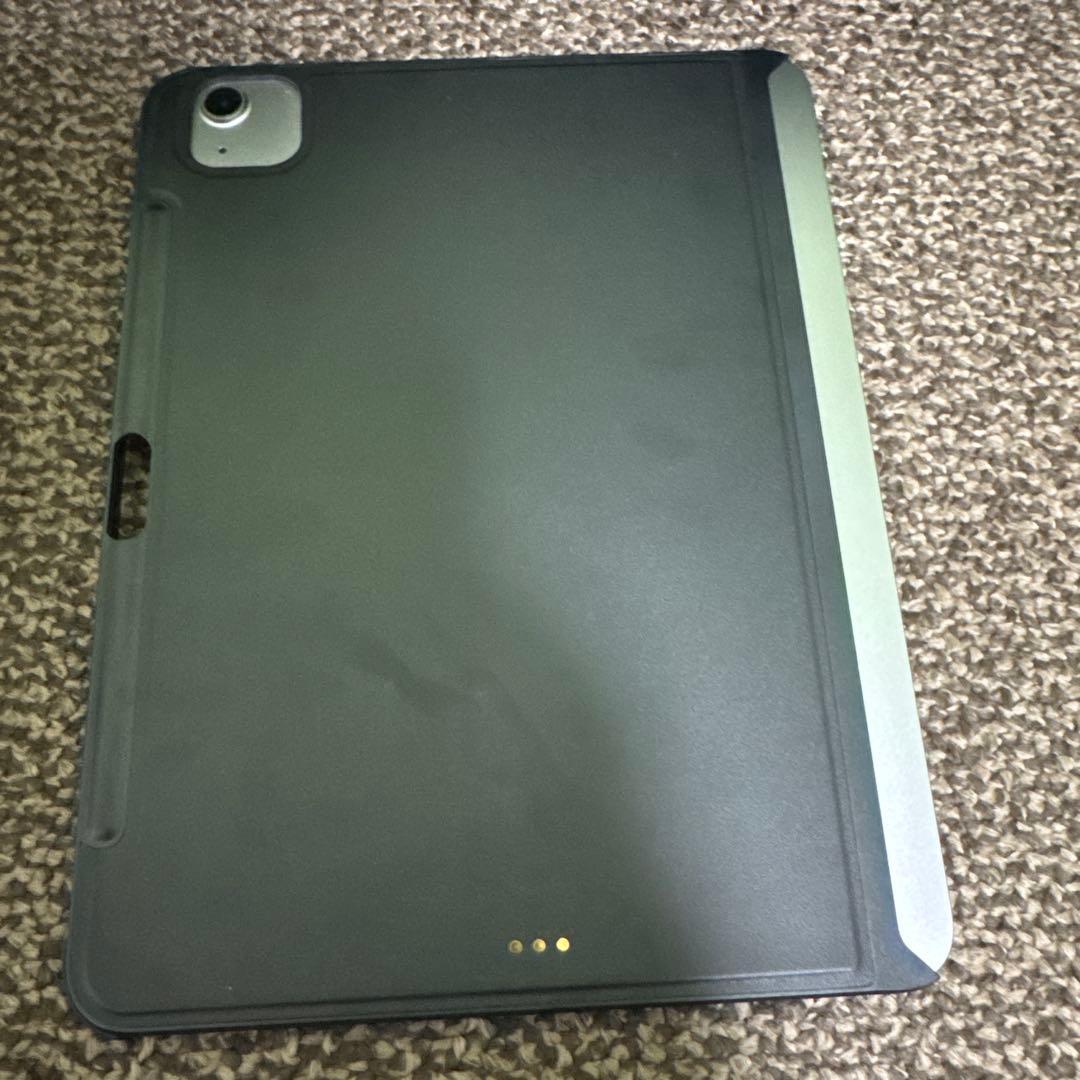 第6世代 11㌅iPad Air wifiモデル＆Magic Keyboard