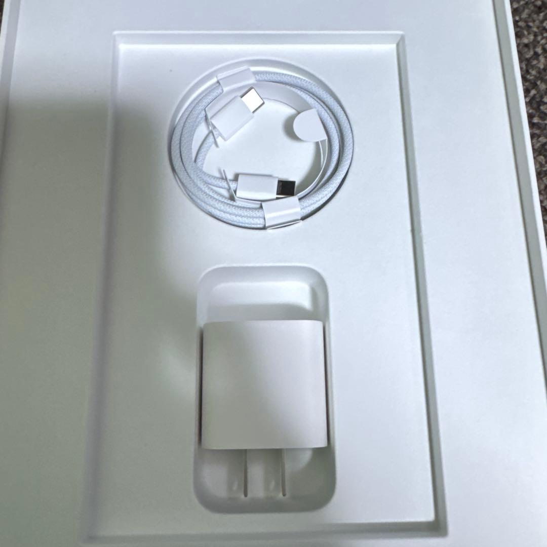 第6世代 11㌅iPad Air wifiモデル＆Magic Keyboard