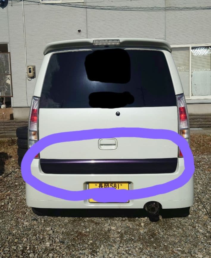 MH21 22 ワゴンR　ガーニッシュ