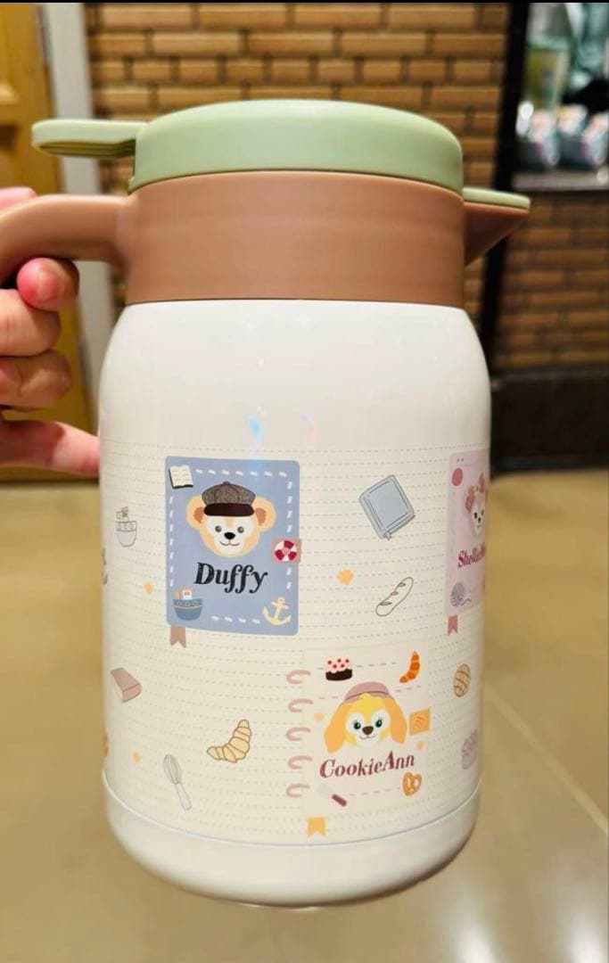 上海ディズニースクール　ダッフィーフレンズ ステンレスボルト ポット1500ml