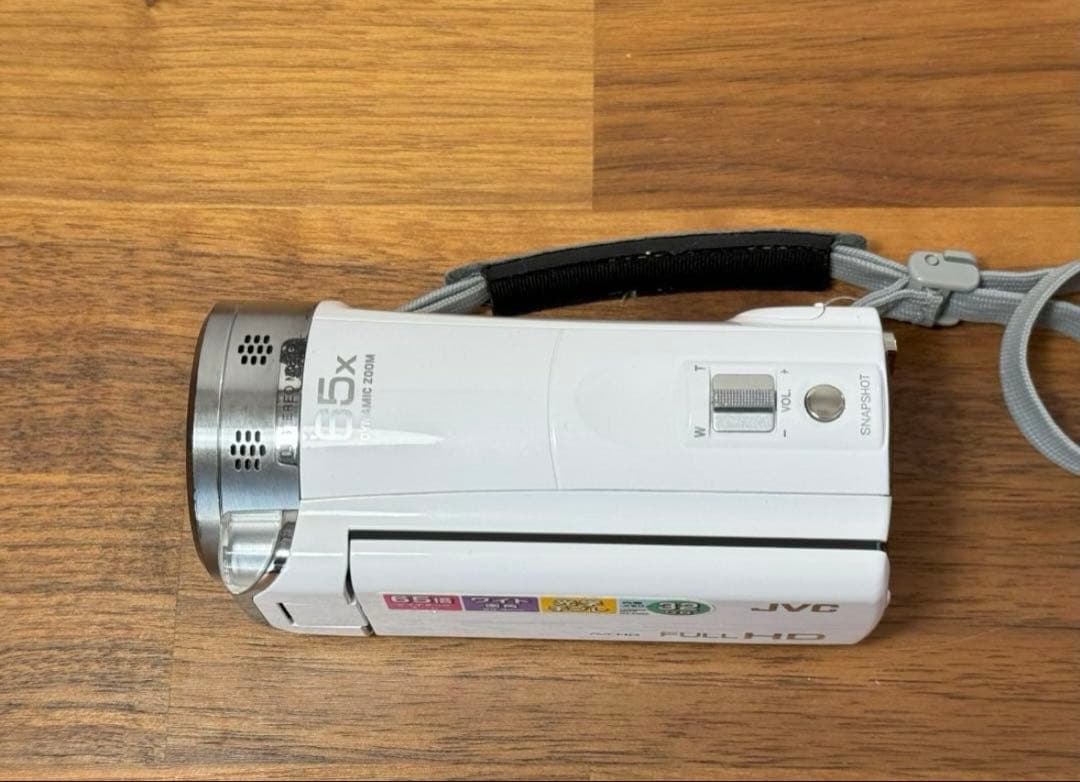 【中古】JVC Everio ビデオカメラ GZ-E565