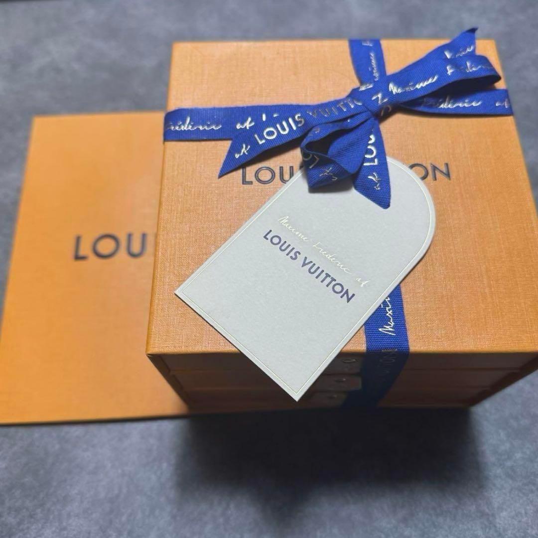 限定パリLOUIS VUITTON ルイヴィトンボックスチョコレートアソート3種