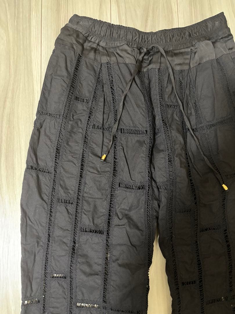 美品 数回着のみ Curensology カレンソロジー エンブロイダリーパンツ