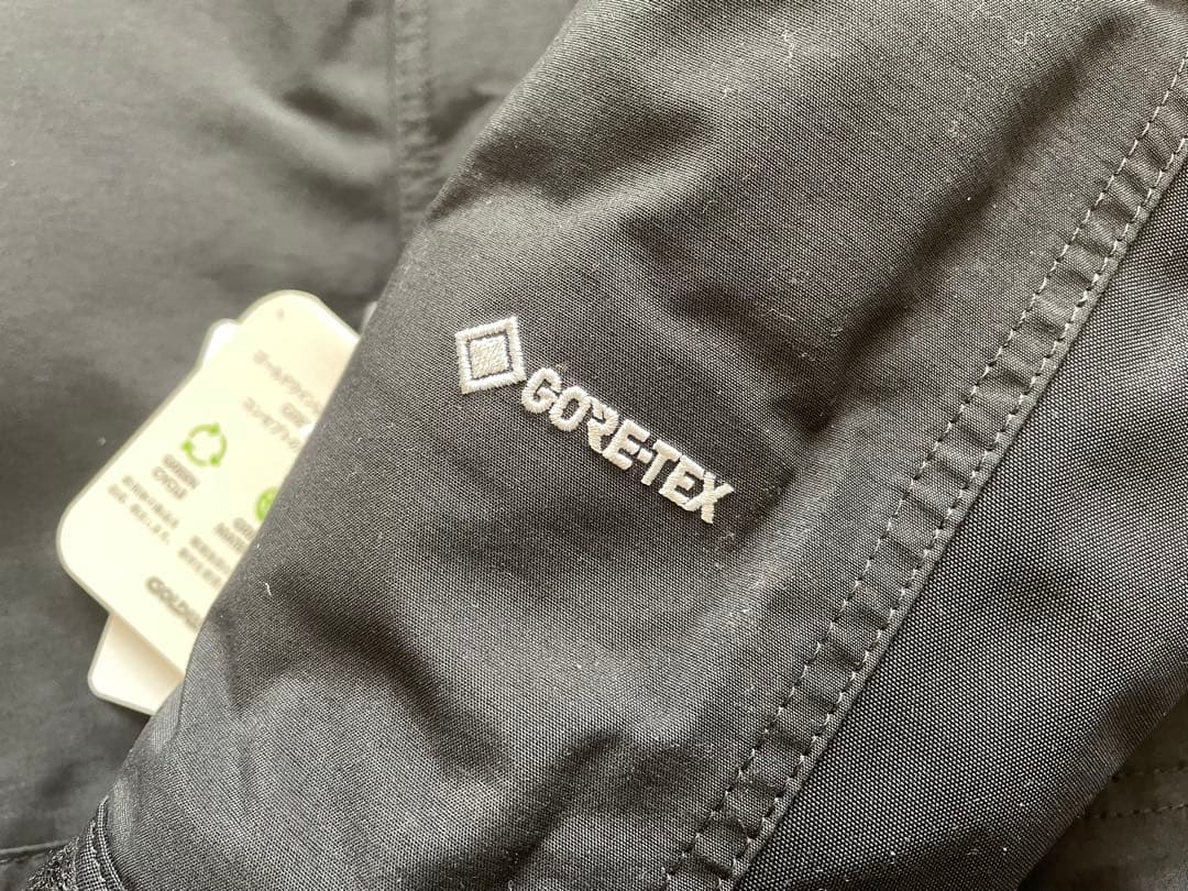 S ノースフェイス マウンテンダウンジャケット ゴアテックス バルトロライト