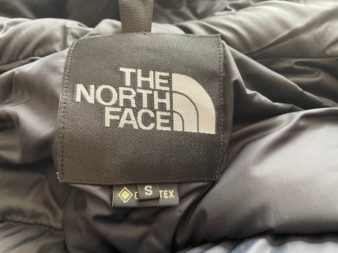 S ノースフェイス マウンテンダウンジャケット ゴアテックス バルトロライト