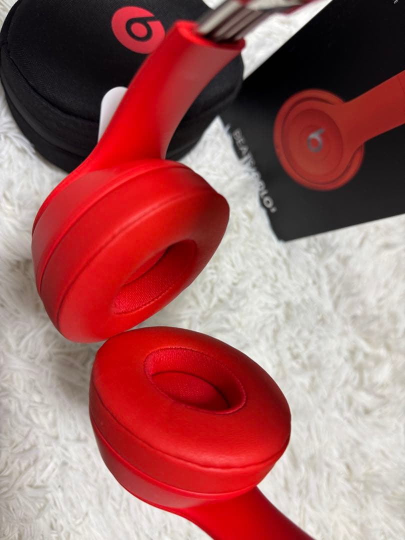 【ほぼ新品】beats solo3 プロダクトレッド