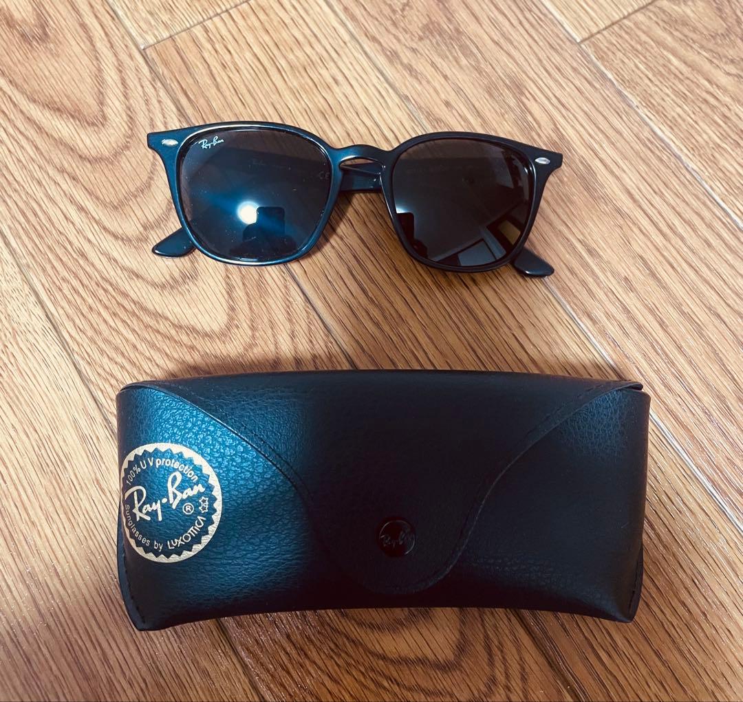 Ray-Ban RB4258-F ブラック サングラス　ケース　保証書付き