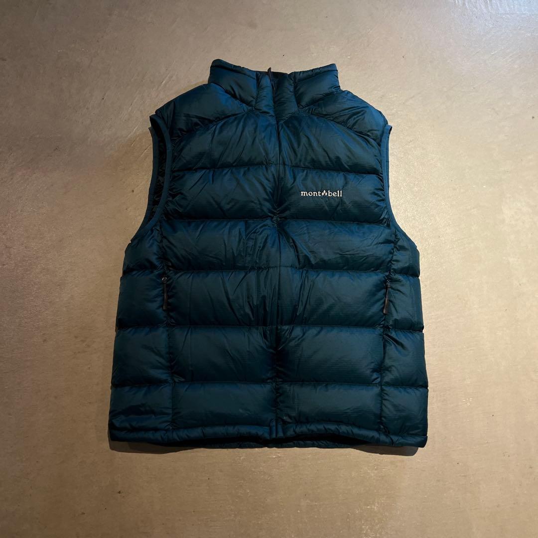【希少カラー❗️】今期トレンド！mont-bell ダウンベスト　ブルー　S