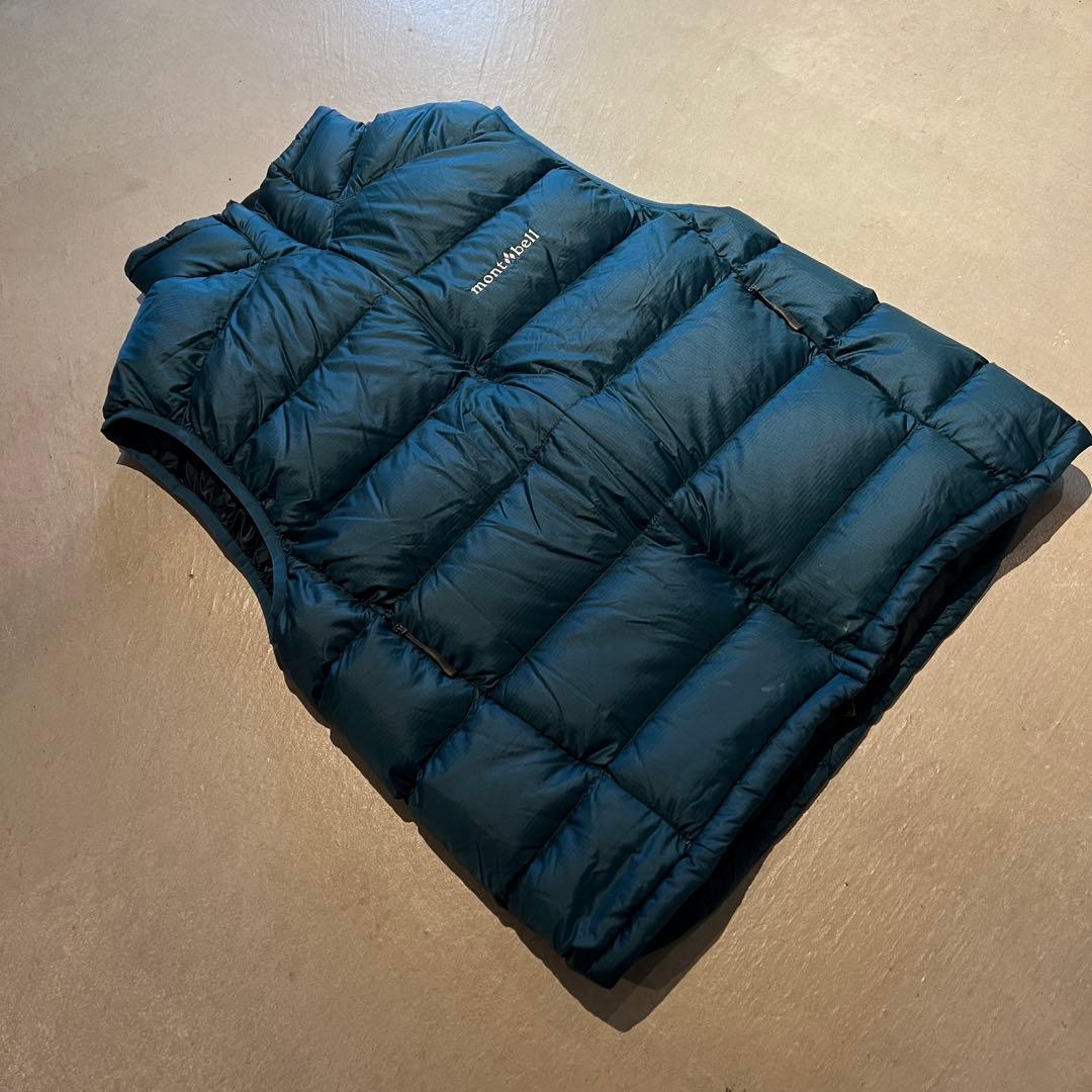 【希少カラー❗️】今期トレンド！mont-bell ダウンベスト　ブルー　S