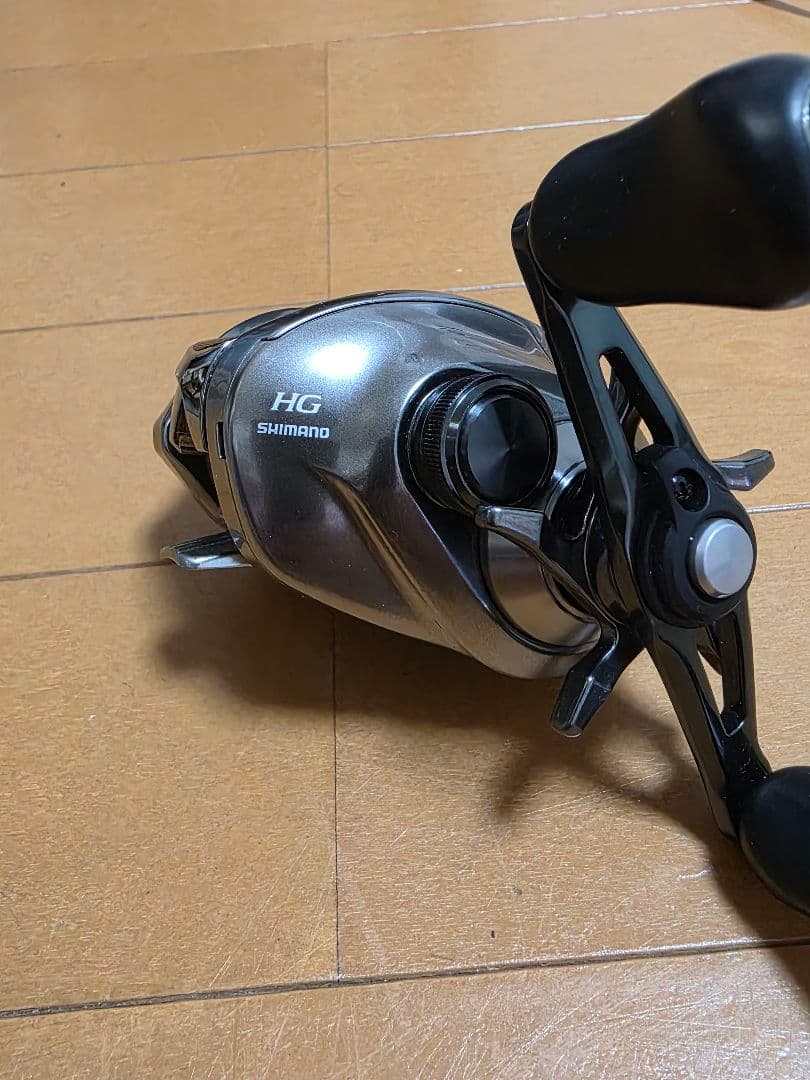 シマノ　18バンタムMGL　HG　右ハンドル
