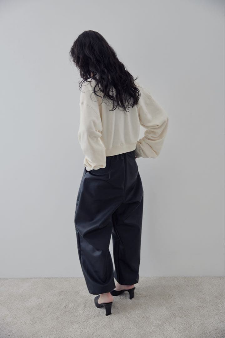 MEER. / 新品・未使用 SHORT LENGTH SWEATSHIRT