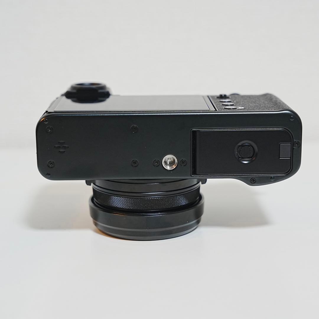 週末値下げ！！【美品】FUJIFILM X100VI コンパクトデジタルカメラ