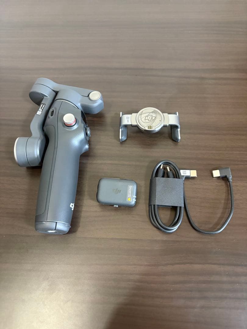 DJI Osmo Mobile 7P スタビライザー