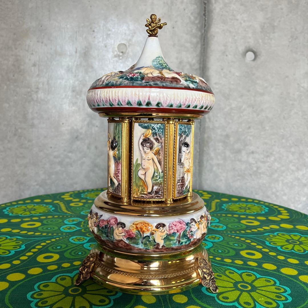 ☆REUGE☆リュージュ☆陶器製☆カラクリ オルゴール☆葉巻入れ【送料込み】