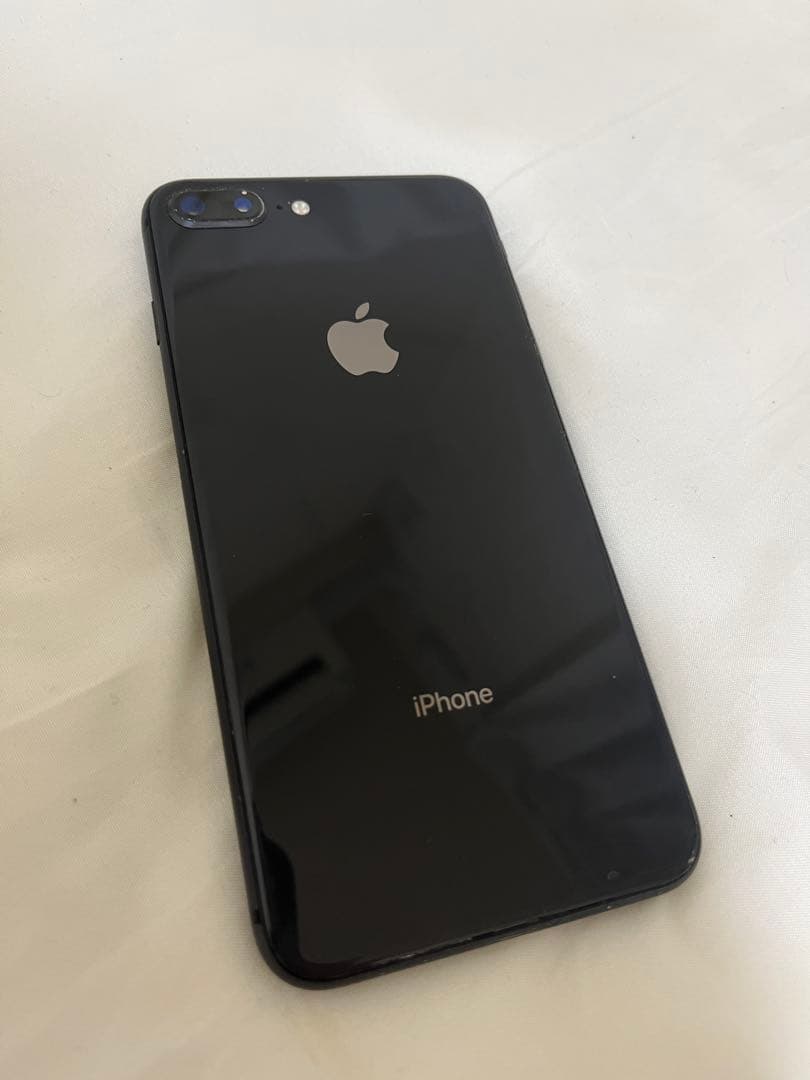 iPhone8 plus ブラック