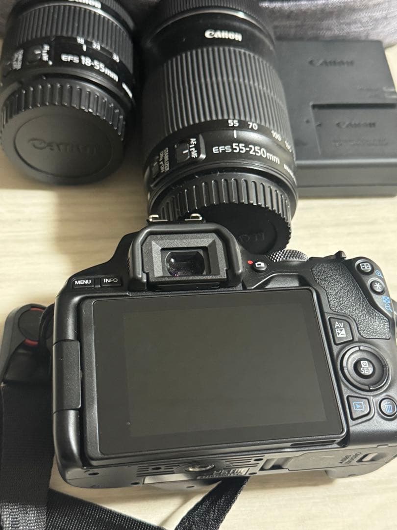 【Canon】デジタル一眼レフカメラ EOSKiss X10 ダブルレンズ