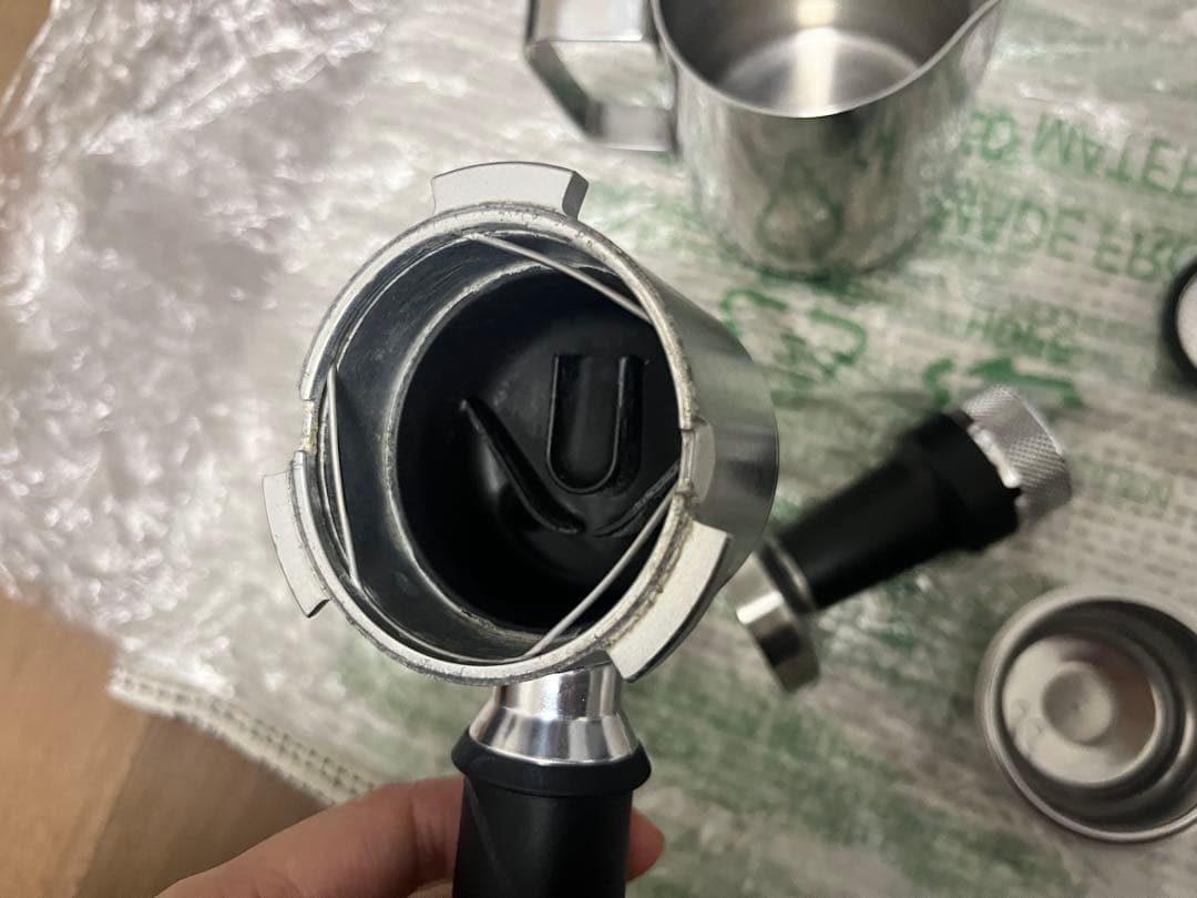 De'Longhiエスプレッソメーカー デディカアルテ