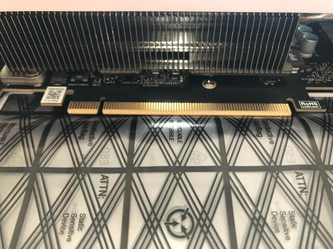 り*た様 【美品 動作確認済み】GeForce RTX 4070 Ti SUPE