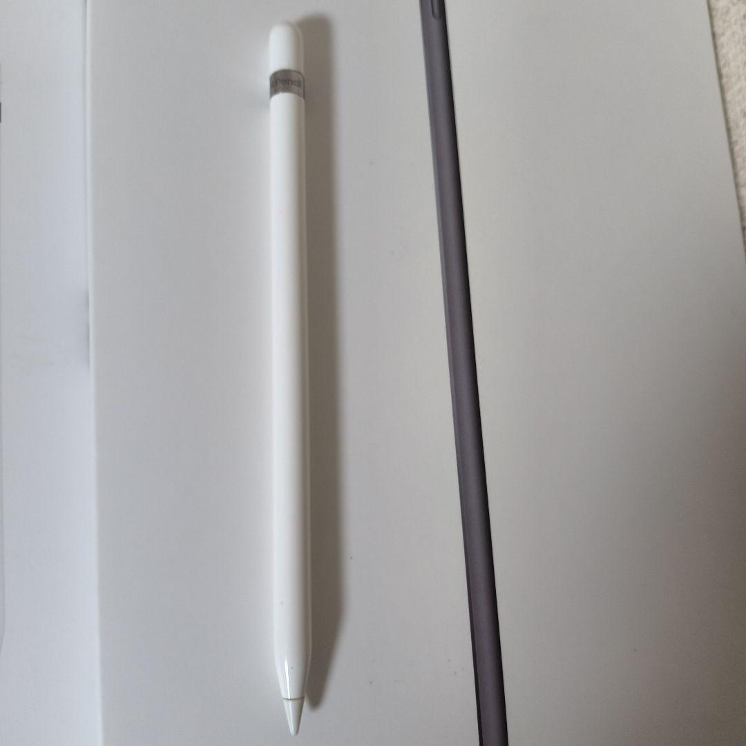 iPad Wi-Fi + Cellular 64GB シルバー