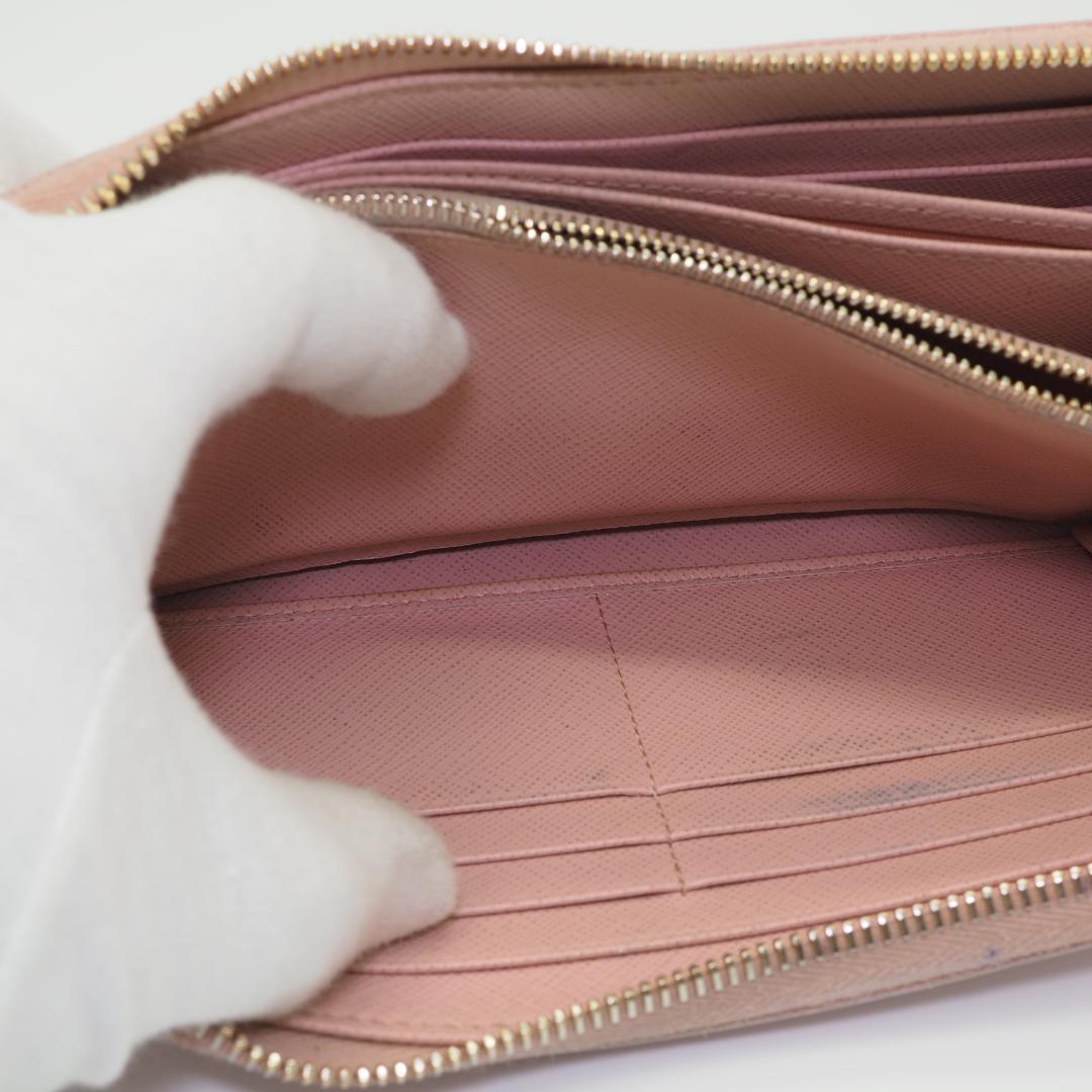 PRADA プラダ サフィアーノ ラウンドファスナー ピンク系 ゴールドロゴ