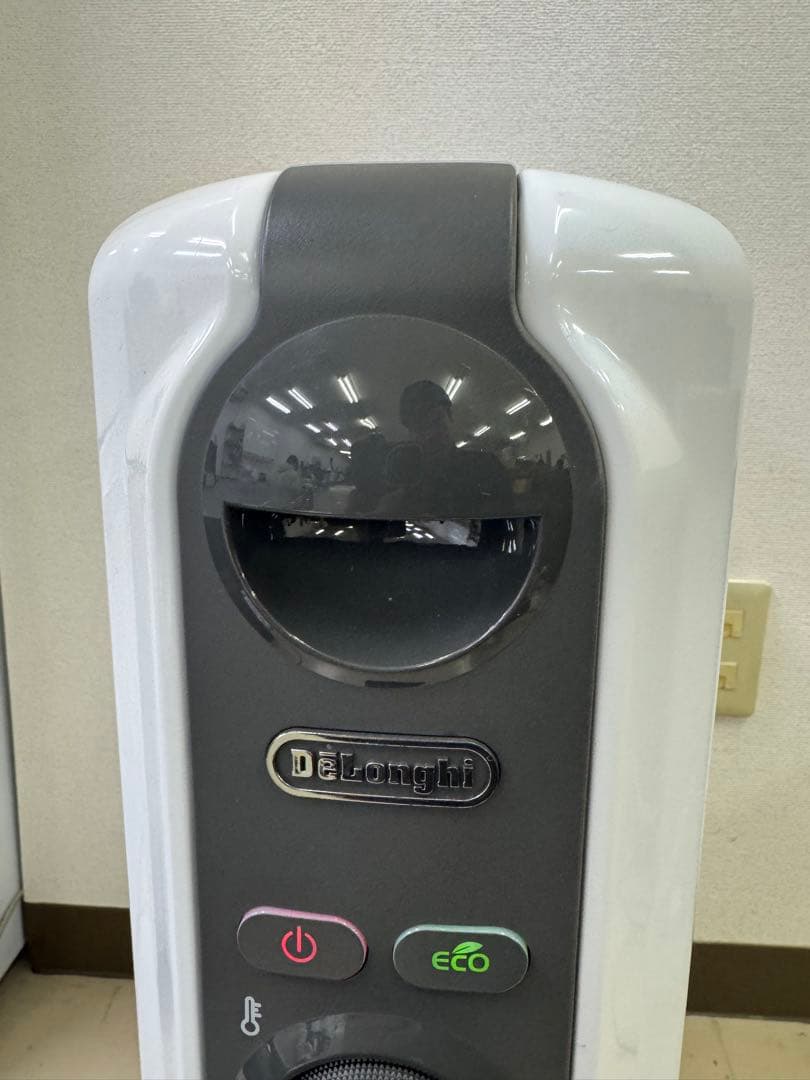 デロンギ アミカルド オイルヒーター　RHJ35M0812-DG