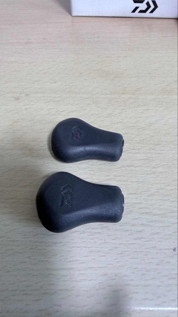 ダイワ21ジリオンSVTW 1000HL SLPハンドルノブ付き　重要事項あり