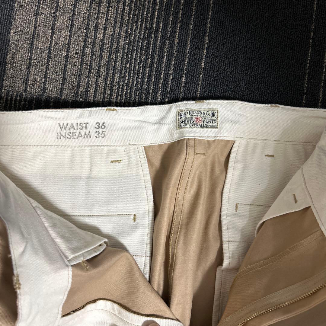 バズリクソンズ　チノパンツ