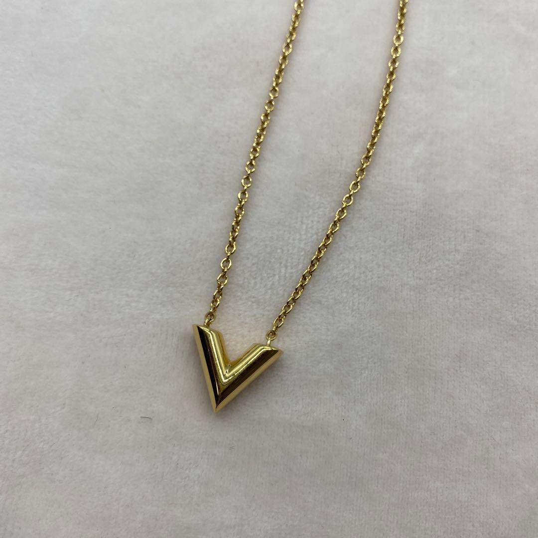 ルイヴィトン ネックレス エセンシャルV M61083 ゴールド LV