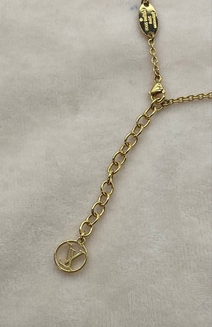 ルイヴィトン ネックレス エセンシャルV M61083 ゴールド LV