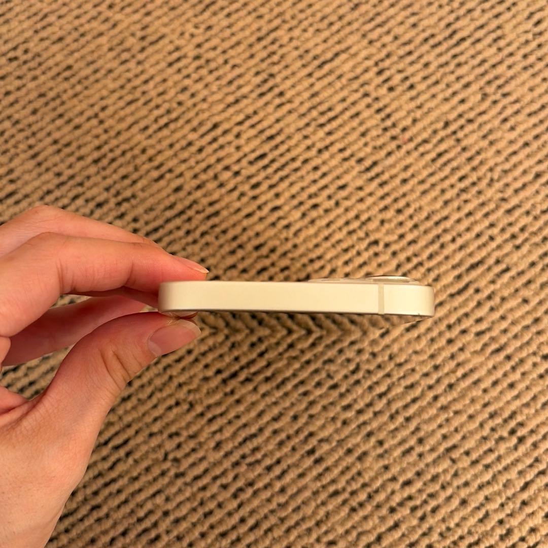 Apple iPhone 13 ホワイト 本体　256GB スターライト