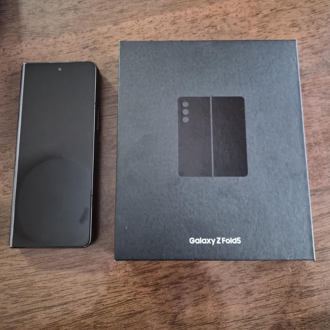 【ジャンク品】｜香港版Galaxy Z Fold5 256GB｜SM-F9460