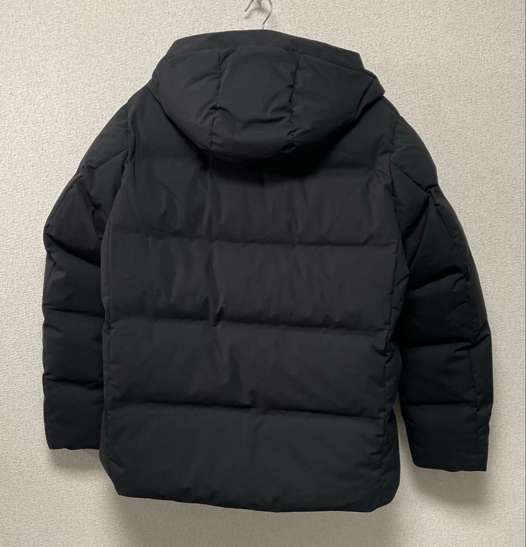 新品未使用 ユニクロ シームレスダウンパーカ XL