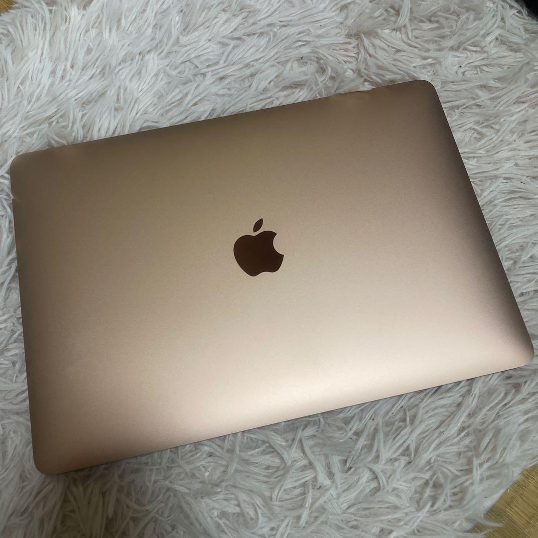 Apple M1チップ搭載13インチ MacBook Air256GB