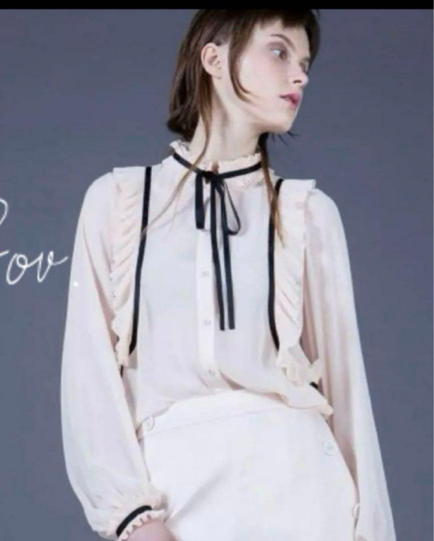 新品　タグ付　Sov./ ポリエステルシフォンブラウス