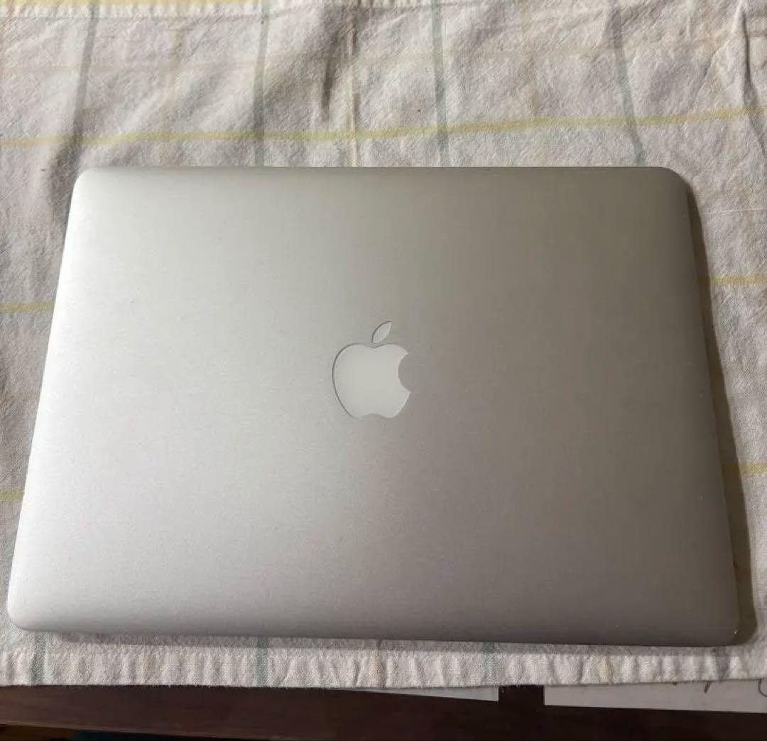 MacBook Air 13インチ 2017 SSD128GB 8GBメモリ