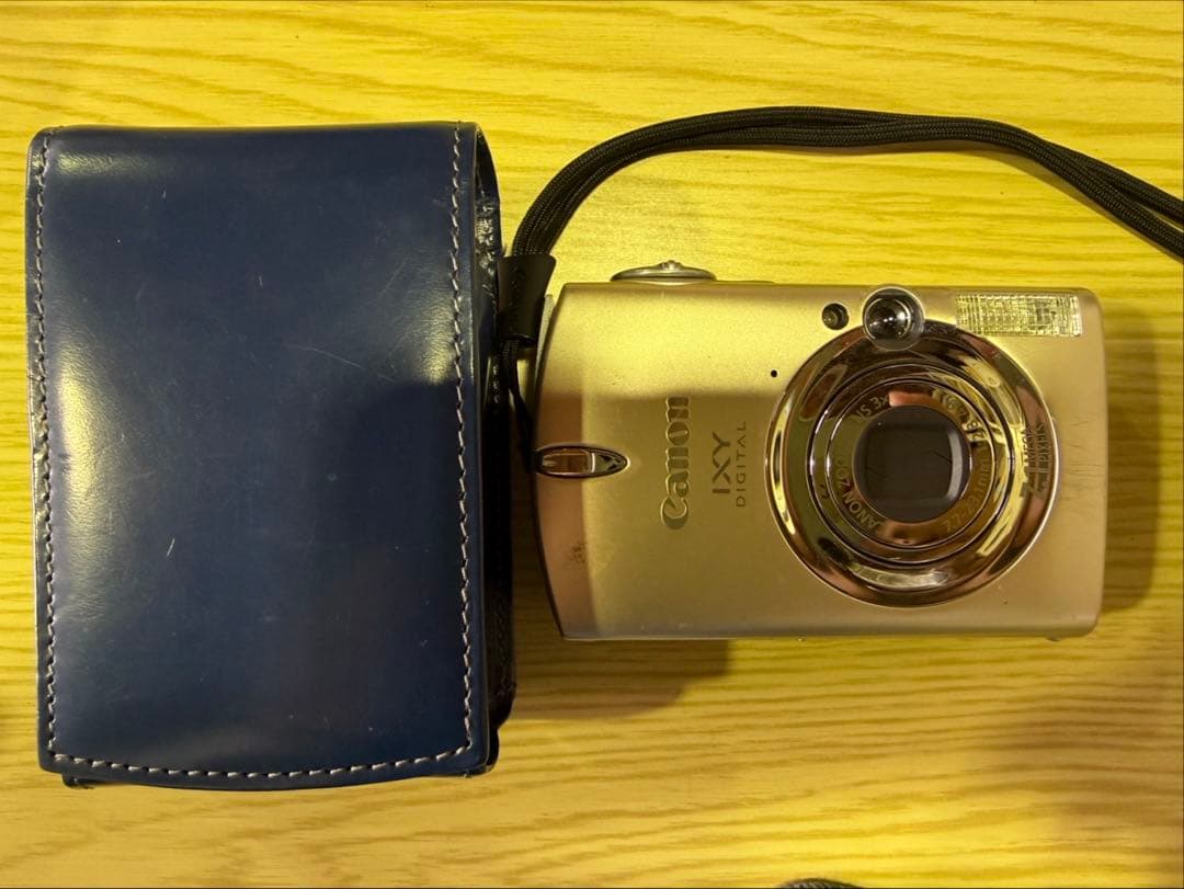 デジタルカメラ s749 Canon DIGITAL 700 IXY