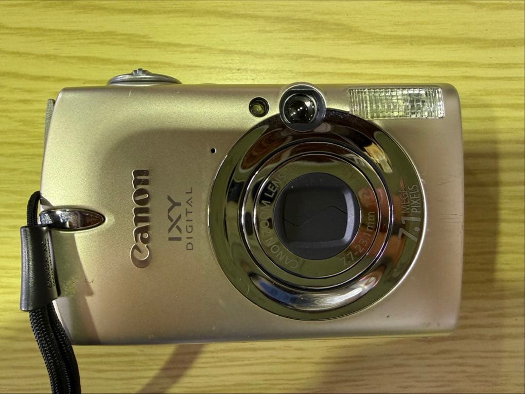 デジタルカメラ s749 Canon DIGITAL 700 IXY
