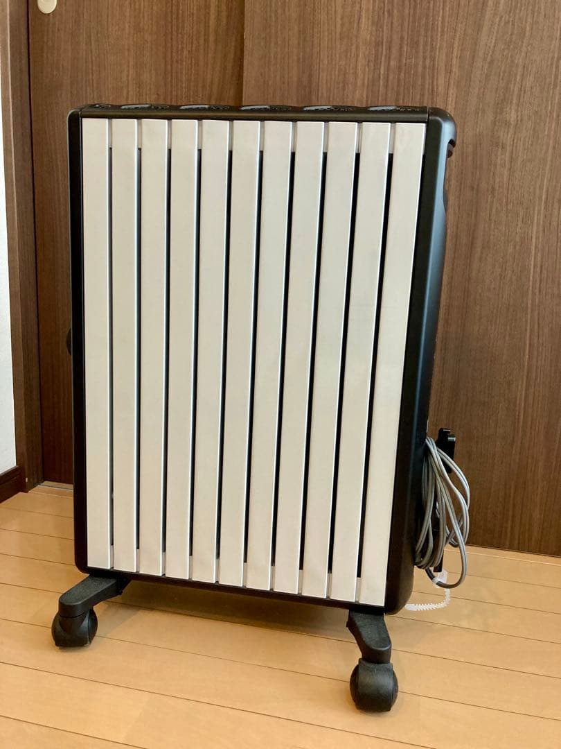 「デロンギ MDHU15 オイルヒーター 美品 リモコン付き」