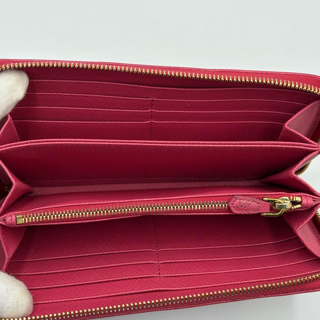 【美品】PRADA 長財布 メタル サフィアーノレザー ラウンド 1ML506