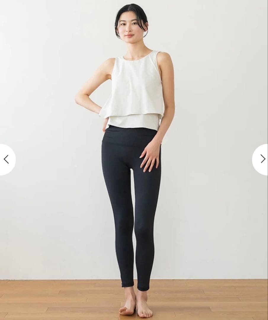 【新品未使用】SUKALA カップ付きフレアタンクトップ Mサイズ