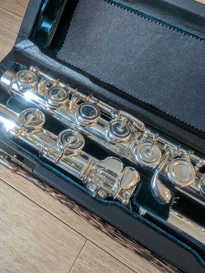 ALTUS 銀製フルート 本体 専用ケース付き　A907E