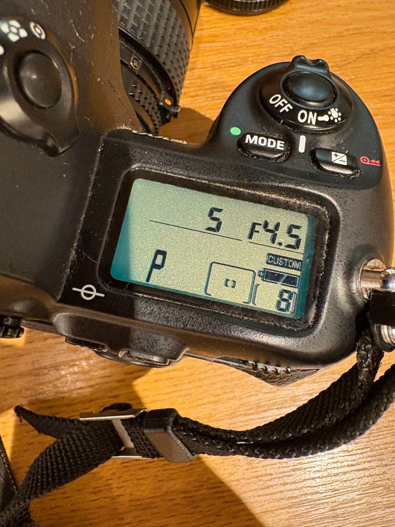 Nikon F100 一眼レフ フィルムカメラ