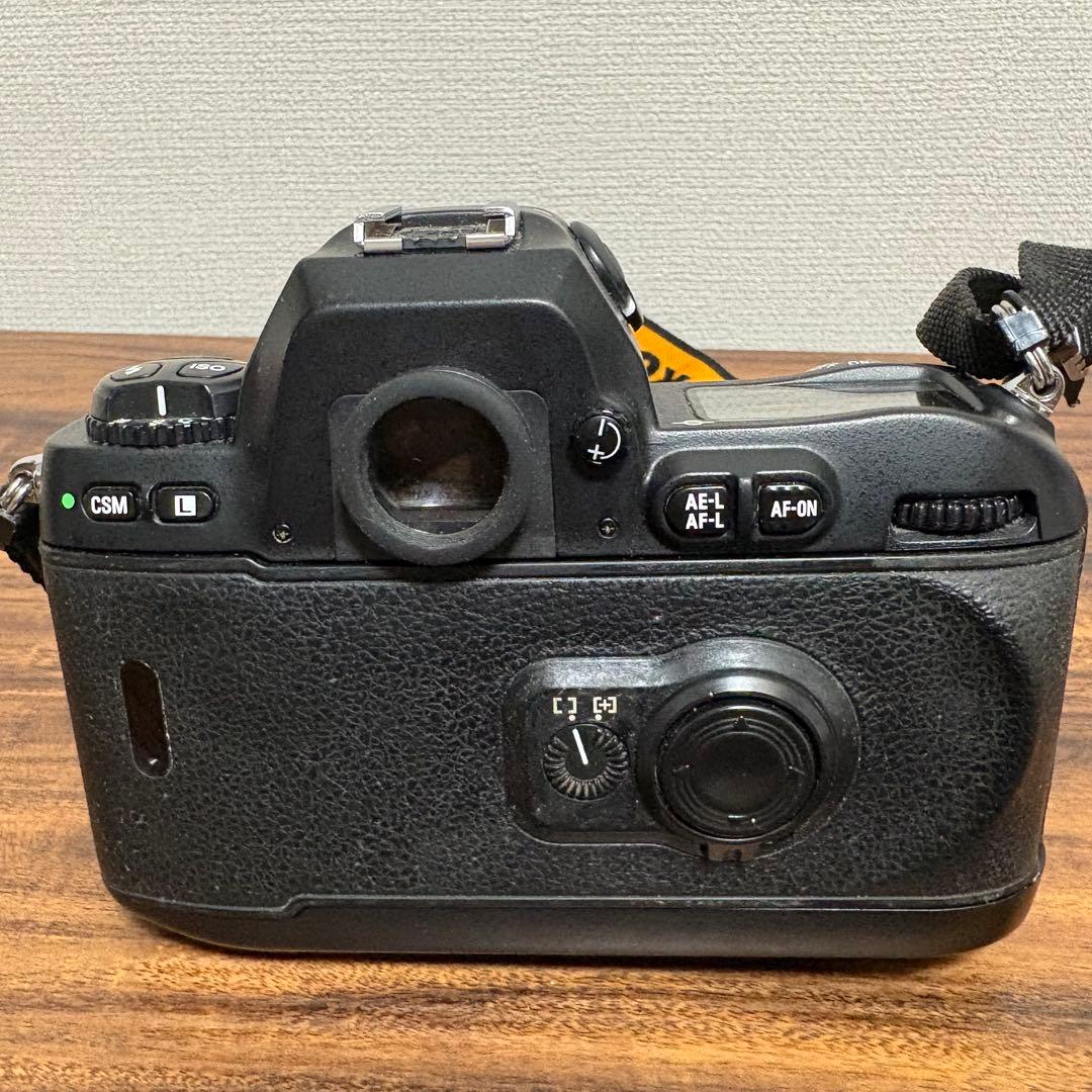 Nikon F100 一眼レフ フィルムカメラ