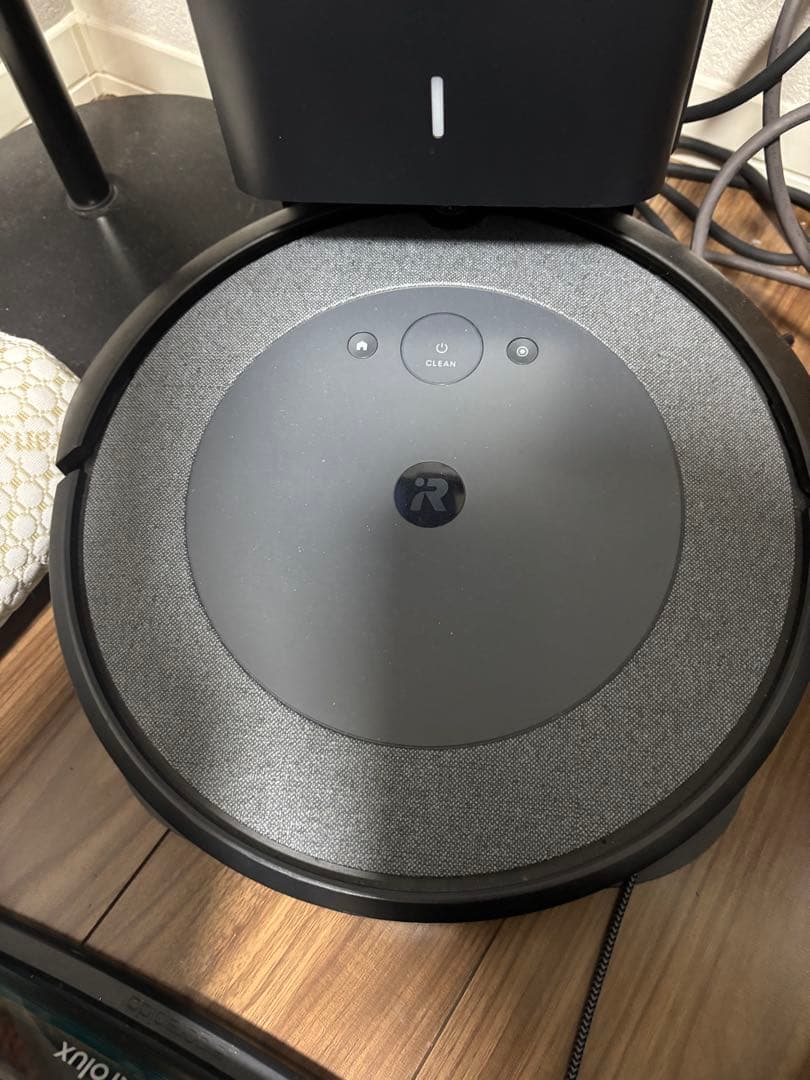 ルンバi3プラス　クリーンベース　ヴァーチャルウォール付き