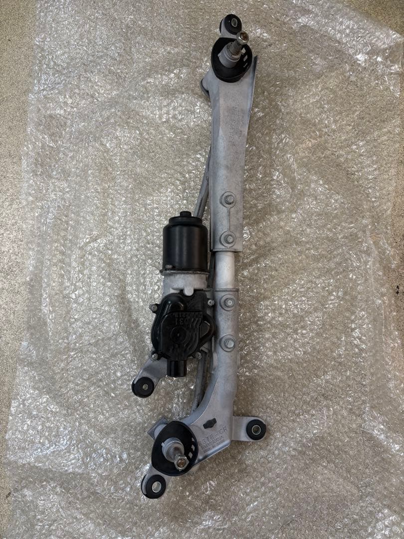 レガシィbp5 ツーリングワゴン　フロントワイパーモーター