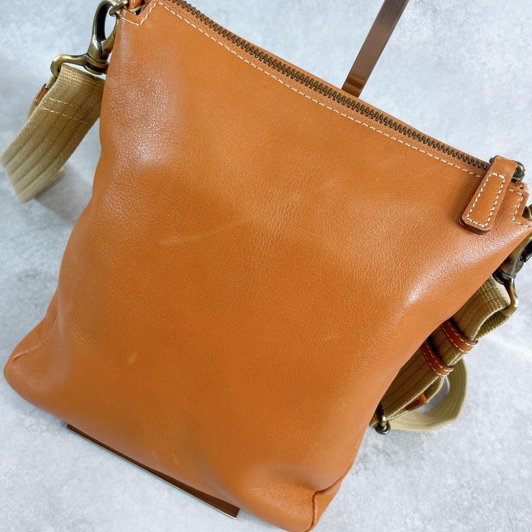 土屋鞄製造所　ツチヤカバン　ショルダーバッグ　フラップバッグ　レザー　鞄