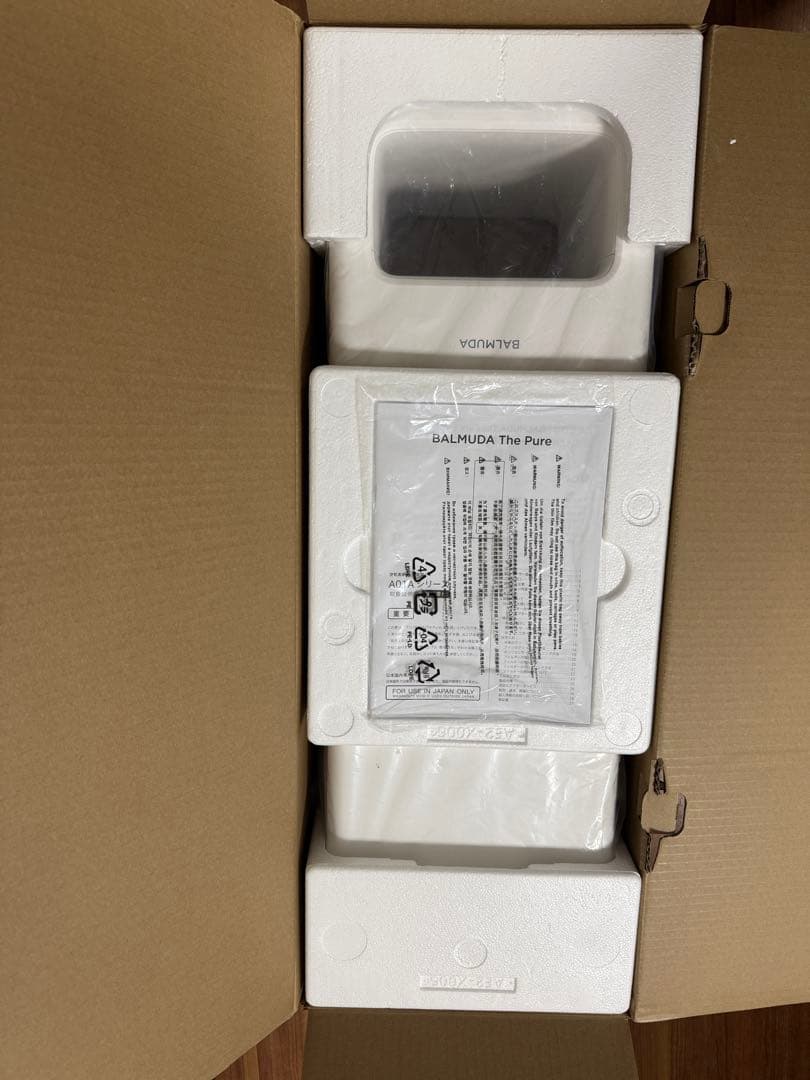 【未使用品】BALMUDA The Pure空気清浄機 A01A-WH ホワイト