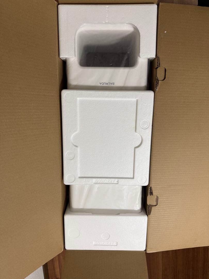 【未使用品】BALMUDA The Pure空気清浄機 A01A-WH ホワイト