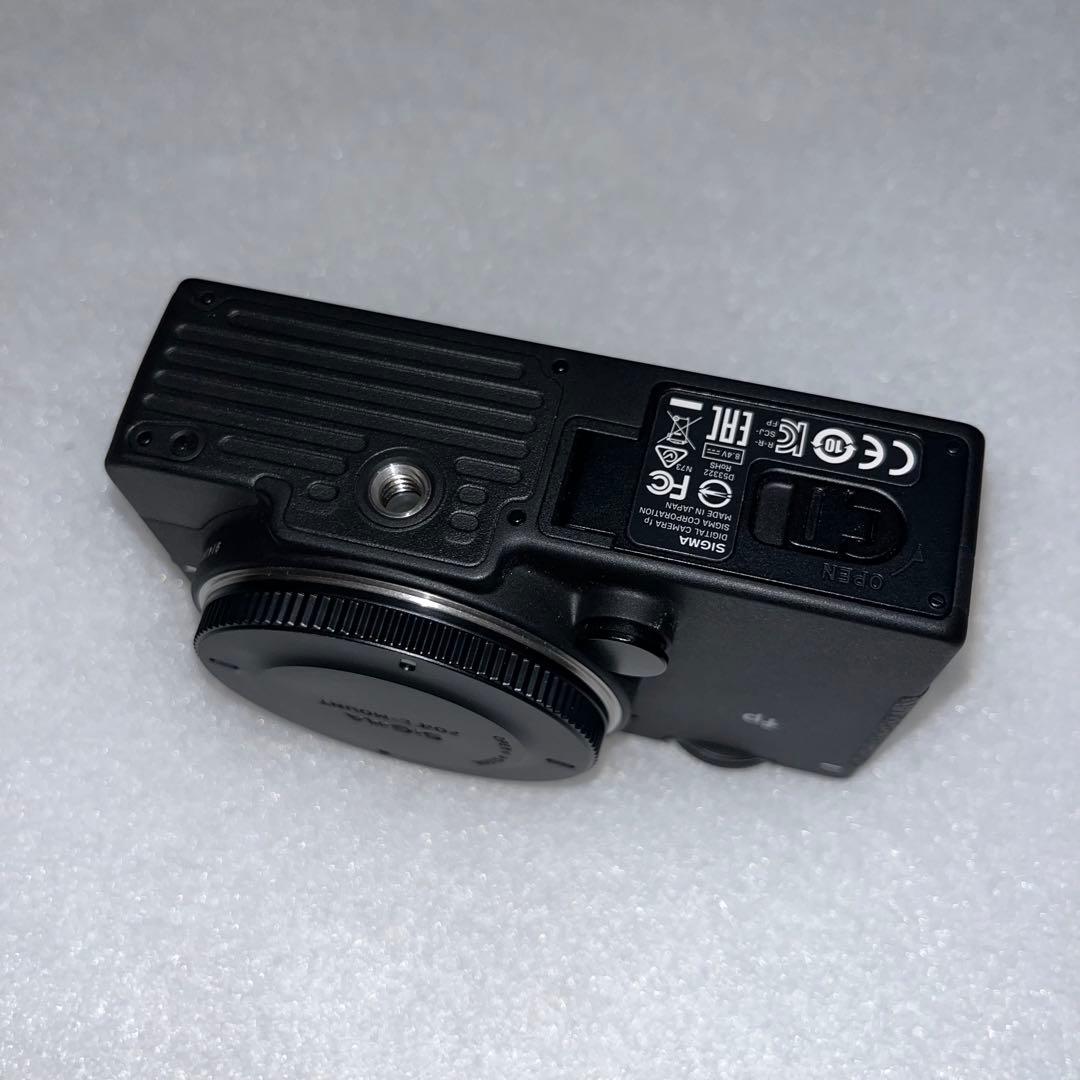 SIGMA fp 45mm F2.8 DG DN KIT フィルター付き