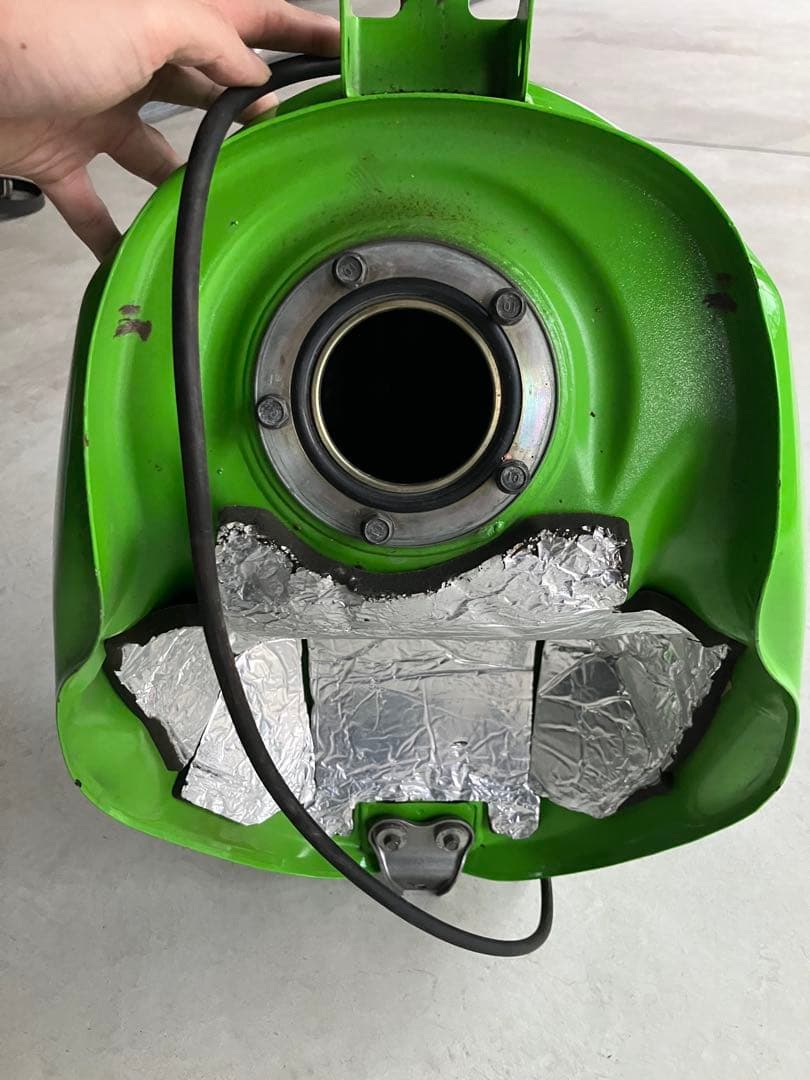 Kawasaki ZX6R 2003 2004 タンク